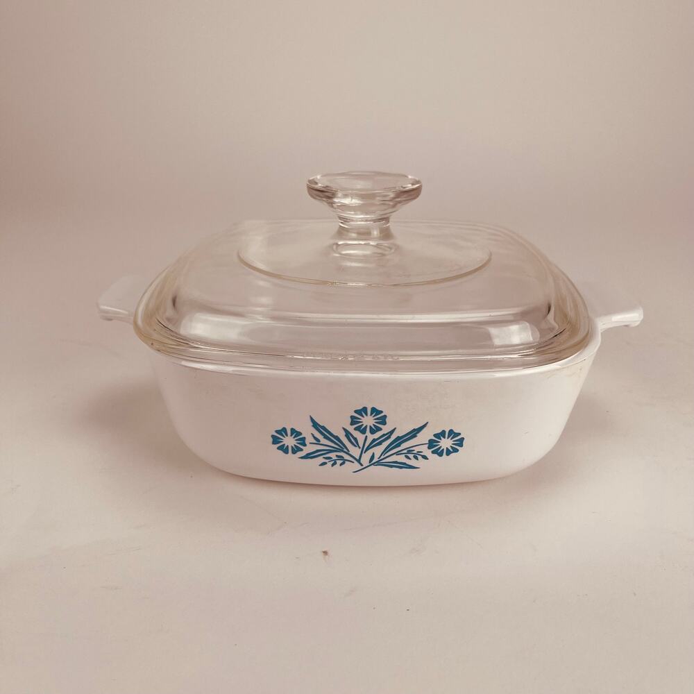 Corning Ware Blue Cornflower 1 Qt. Casserole P1B with lid